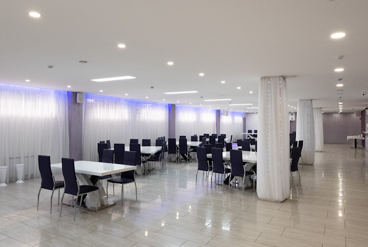 Banquet room
