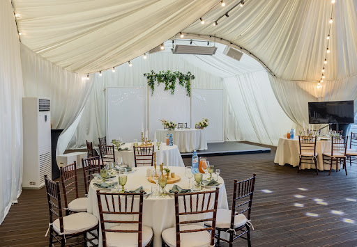 EVENT ROOF