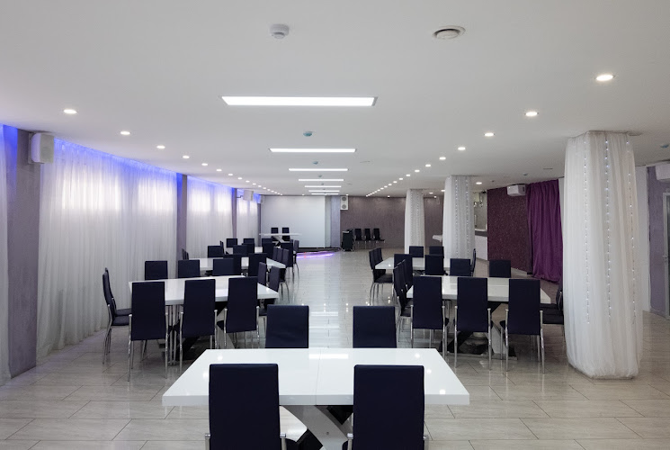 Banquet room