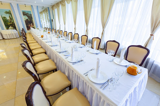 Малый зал ресторана «Салют»