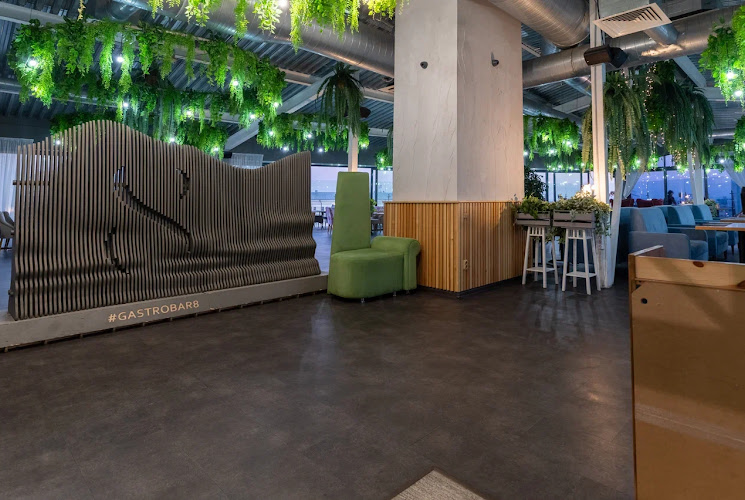 SKY8 Terrace&Grill