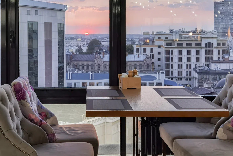 SKY8 Terrace&Grill