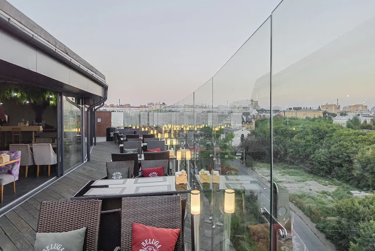 SKY8 Terrace&Grill